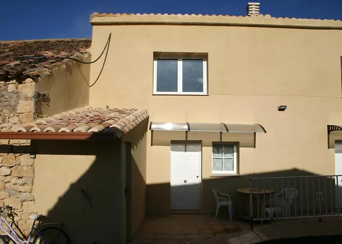 Amistad Y Convivencia 2 펜션 Barahona